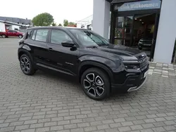 Schwarz Gebraucht 2024 Jeep Avenger Altitude SUV | 20.590 € (Guter Preis)
