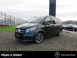 Grau Gebraucht 2019 Mercedes V300 Van / Kleinbus | 46.790 € (Fairer Preis)