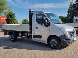 Grau Gebraucht 2018 Renault Master Van | 18.880 € (Etwas zu teuer)
