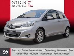 Silber Gebraucht 2012 Toyota Yaris Cool Kleinwagen | 7.689 € (Teuer)