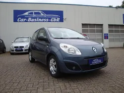 Grau Gebraucht 2008 Renault Twingo Expression Kleinwagen | 3.990 € (Etwas zu teuer)
