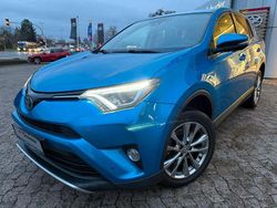 Pure blue Gebraucht 2016 Toyota RAV4 Hybrid Edition SUV | 18.990 € (Fairer Preis)