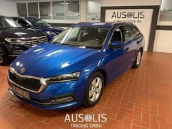 Blau Gebraucht 2022 Skoda Octavia Clever Kombi | 18.290 € (Guter Preis)