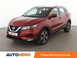 Rot Gebraucht 2021 Nissan Qashqai Akari SUV | 18.430 € (Guter Preis)