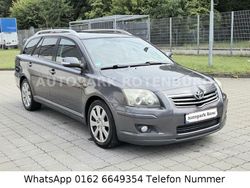 Grau Gebraucht 2008 Toyota Avensis Travel Kombi | 1.700 € (Fairer Preis)