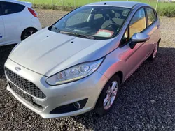 Polar silber met. Gebraucht 2016 Ford Fiesta Celebration Kleinwagen | 9.490 € (Teuer)