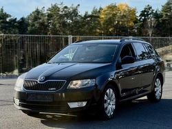 Schwarz Gebraucht 2016 Skoda Octavia Ambition Kombi | 6.199 € (Fairer Preis)