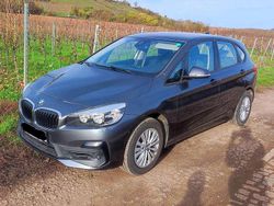 Grau Gebraucht 2019 BMW 218 Active Tourer Van / Kleinbus | 13.000 € (Guter Preis)