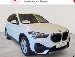 Alpinweiß Gebraucht 2020 BMW X1 Advantage SUV | 22.290 € (Fairer Preis)