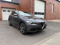Grau Gebraucht 2019 Alfa Romeo Stelvio Super SUV | 23.500 € (Guter Preis)