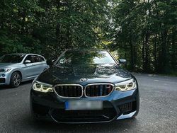 Grau Gebraucht 2018 BMW M5 Limousine | 58.499 € (Fairer Preis)