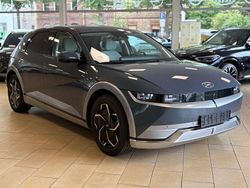Grün Gebraucht 2022 Hyundai Ioniq Techniq Kleinwagen | 21.900 € (Guter Preis)