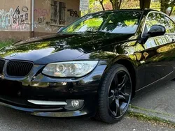 Schwarz Gebraucht 2011 BMW 325 Coupé | 8.999 € (Guter Preis)