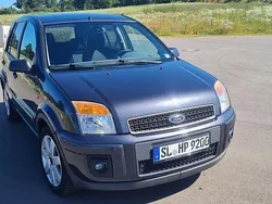 Grau Gebraucht 2006 Ford Fusion Limousine | 3.750 € (Etwas zu teuer)