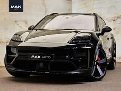 Schwarz Gebraucht 2025 Porsche Macan Turbo SUV | 114.800 € (Superpreis)