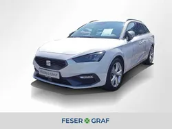 Weiß Gebraucht 2022 Seat Leon ST FR Kombi | 22.620 € (Guter Preis)