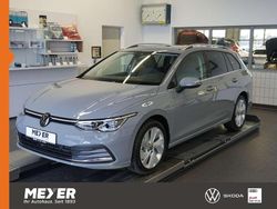 Grau Gebraucht 2024 VW Golf VIII Style Kombi | 30.790 € (Fairer Preis)