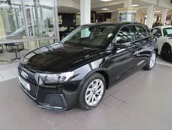 Schwarz Gebraucht 2022 Audi A1 Sportback Advanced Kleinwagen | 19.980 € (Fairer Preis)