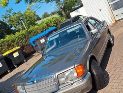 Grau Gebraucht 1987 Mercedes S300 Limousine | 9.900 €
