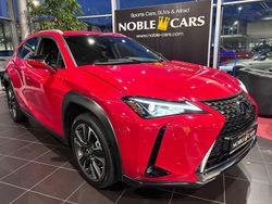 Solid red (metallic) Gebraucht 2020 Lexus UX 250h SUV | 26.390 € (Fairer Preis)
