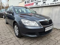 Grau Gebraucht 2013 Skoda Octavia Kombi | 6.499 € (Guter Preis)