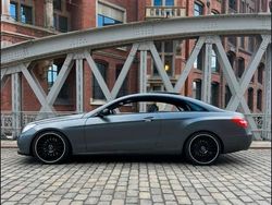 Grau Gebraucht 2009 Mercedes E350 Coupé | 12.500 € (Teuer)