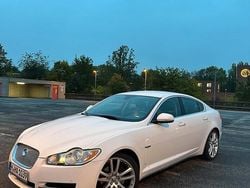 Weiß Gebraucht 2011 Jaguar XF Limousine | 9.200 € (Etwas zu teuer)