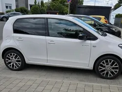 Weiß Gebraucht 2013 VW up! Groove Kleinwagen | 7.900 € (Fairer Preis)