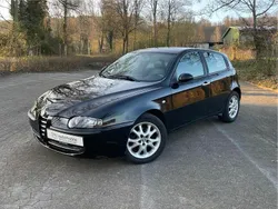 Schwarz Gebraucht 2003 Alfa Romeo 147 Kleinwagen | 1.890 € (Teuer)