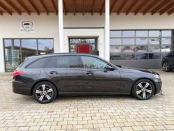 Grau Gebraucht 2021 Mercedes C200 Avantgarde Kombi | 27.480 € (Guter Preis)