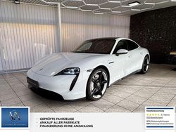 Weiß Gebraucht 2020 Porsche Taycan 4S Limousine | 63.390 € (Fairer Preis)