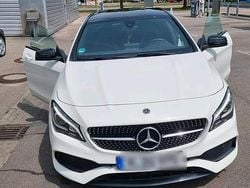 Weiß Gebraucht 2018 Mercedes CLA220 Limousine | 21.950 € (Teuer)