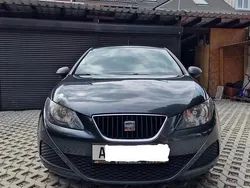 Grau Gebraucht 2011 Seat Ibiza Kleinwagen | 3.800 € (Guter Preis)
