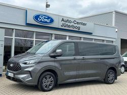 Grau Gebraucht 2024 Ford Tourneo Custom Titanium Van / Kleinbus | 45.890 € (Teuer)