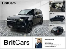 Schwarz (metallic) Gebraucht 2024 Land Rover Defender SE Dynamic SUV | 91.450 € (Etwas zu teuer)