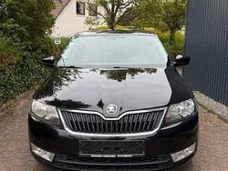 Schwarz Gebraucht 2013 Skoda Rapid Ambition Kombi | 6.799 € (Fairer Preis)
