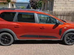 Braun Gebraucht 2022 Dacia Jogger Extreme Kombi | 16.500 € (Fairer Preis)