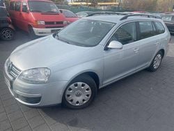 Silber Gebraucht 2009 VW Golf VI Comfortline Kombi | 4.450 € (Fairer Preis)