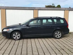 Braun Gebraucht 2010 Volvo V70 Kombi | 5.500 €