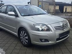 Silber Gebraucht 2008 Toyota Avensis Executive Limousine | 2.990 € (Guter Preis)