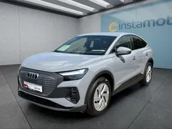 Grau Gebraucht 2022 Audi Q4 e-tron SUV | 26.199 € (Fairer Preis)