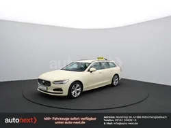 Schwarz Gebraucht 2022 Volvo V90 Momentum Kombi | 16.648 € (Etwas zu teuer)