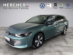 Blau Gebraucht 2024 VW Passat Business Kombi | 35.990 € (Guter Preis)
