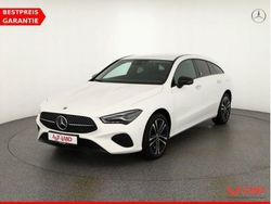 Weiß Gebraucht 2023 Mercedes CLA250 Shooting Brake Kombi | 32.990 €