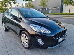 Schwarz Gebraucht 2017 Ford Fiesta Cool & Connect Kleinwagen | 7.990 € (Fairer Preis)