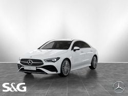Weiß Gebraucht 2024 Mercedes CLA200 AMG line Coupé | 35.990 € (Fairer Preis)