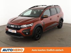 Braun Gebraucht 2024 Dacia Jogger Extreme Van / Kleinbus | 20.890 € (Fairer Preis)