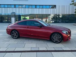 Rot Gebraucht 2019 Mercedes C300 AMG line Coupé | 29.999 € (Guter Preis)