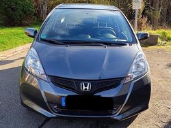 Grau Gebraucht 2014 Honda Jazz Kleinwagen | 9.050 € (Fairer Preis)