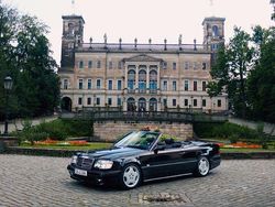 Schwarz Gebraucht 1993 Mercedes E320 AMG Cabrio | 34.999 €